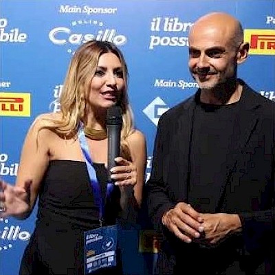 Enzo Miccio autore de Ditemi sempre di sì nel backstage del "Libro Posssibile"